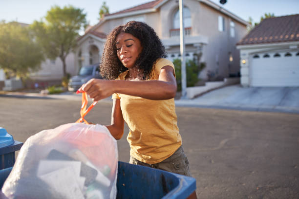 Best Construction Debris Removal  in Thornport, OH